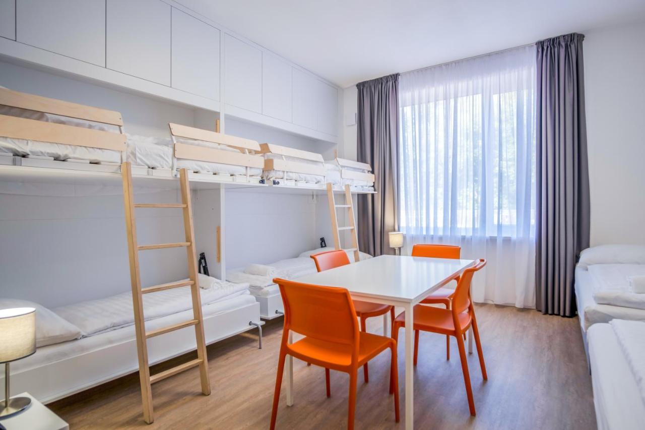 Ciszterci Rendezvenykoezpont Bed and Breakfast Balatonalmádi Buitenkant foto