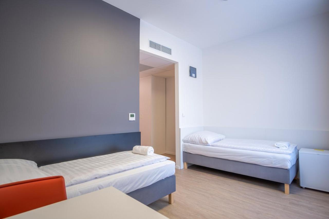 Ciszterci Rendezvenykoezpont Bed and Breakfast Balatonalmádi Buitenkant foto